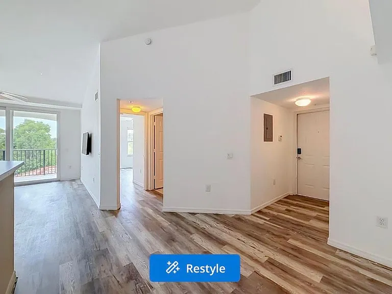 1119 Villa Cir #1119 — Photo 5