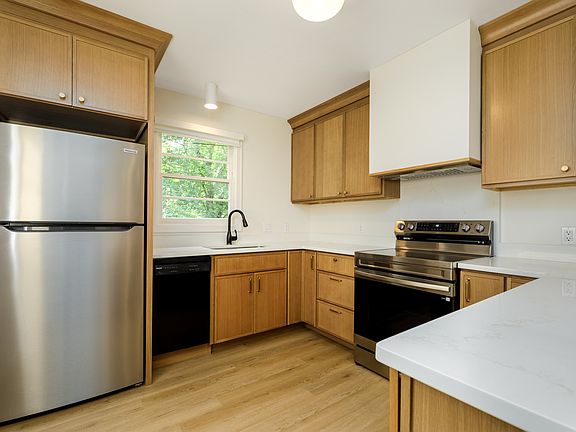 2nd image of 2447 Delta Ct #1