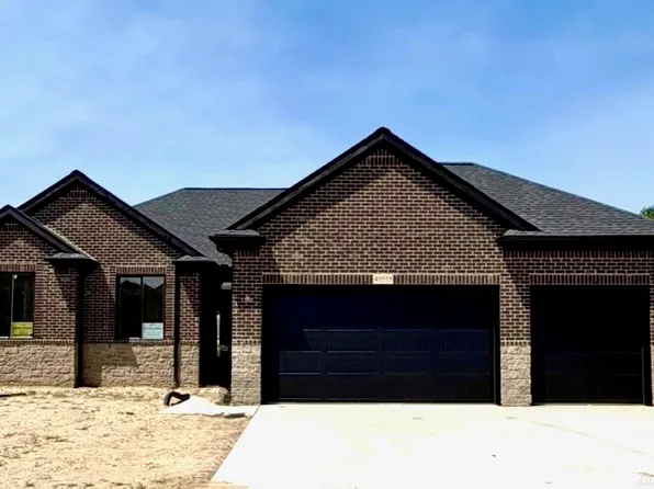45555 Gable Dr, Macomb, MI 48044