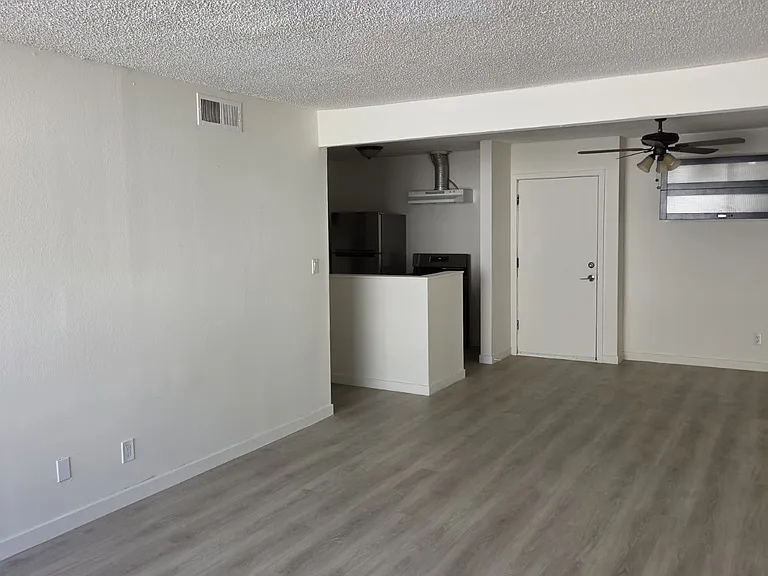 18620 Hatteras St #271 — Photo 4