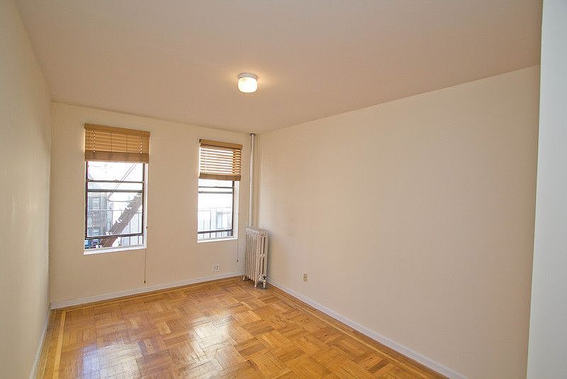 2nd image of 401 Edgecombe Ave APT E3