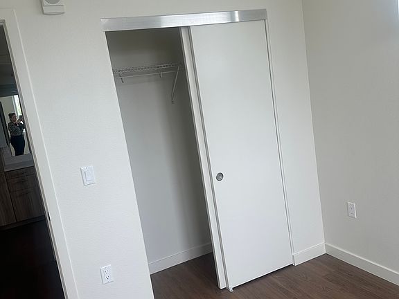 4th image of 1650 W Commonwealth Ave #111