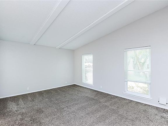 4th image of 1915 Spies Springs Ct