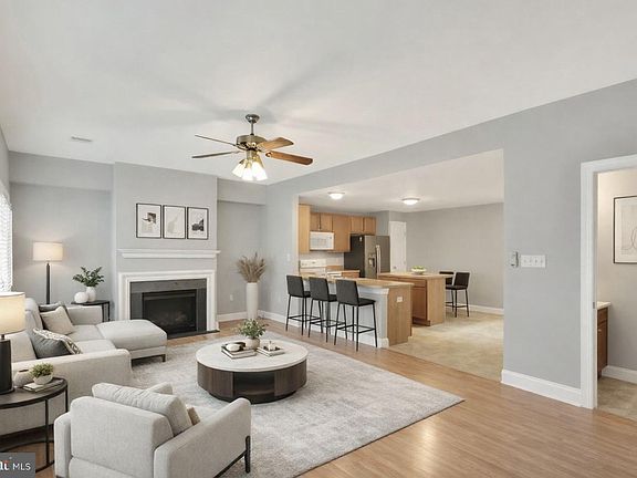 2nd image of 204 Silk Dr