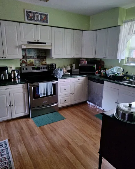 211 E Baltimore St — Photo 4