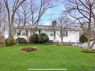 154 Dannell Dr, Stamford, CT 06905