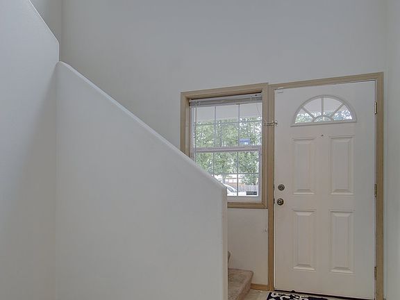 5th image of 3219 E 27th Cir