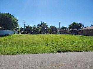 2012 SE 8th St, Cape Coral, FL 33990