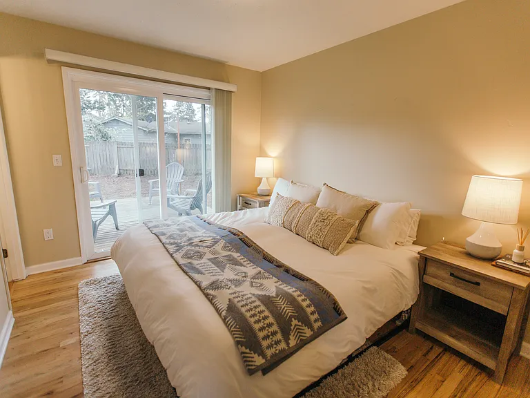 17880 NW Tillamook Dr — Photo 3