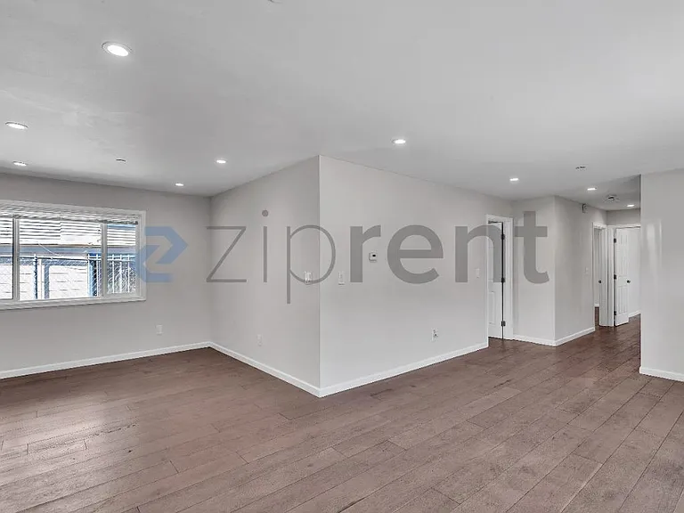 2273 E 23rd St #2273 — Photo 13