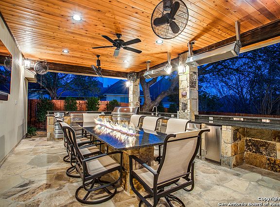 4th image of 21422 Catlin Ct