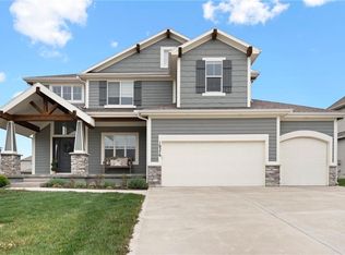 16376 S Valhalla St, Olathe, KS 66062