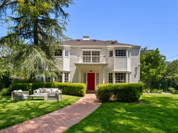 5404 Topeka Dr, Tarzana, CA 91356