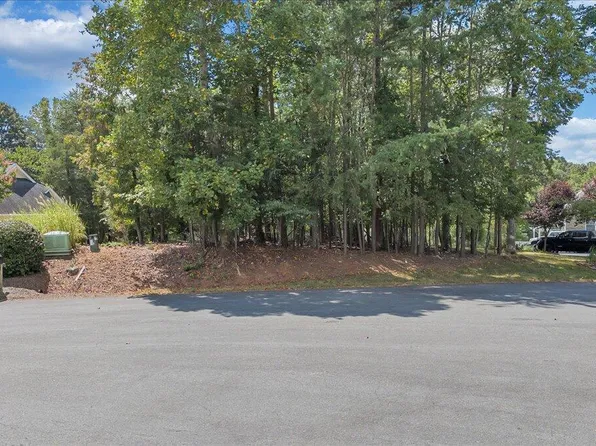 45 Farmers Cir, Moneta, VA 24121
