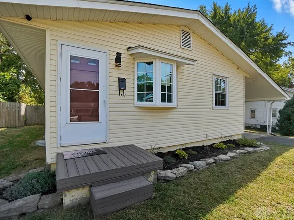 630 N 11th St, Miamisburg, OH 45342