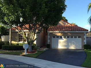 292 Bridgeton Rd, Weston, FL 33326