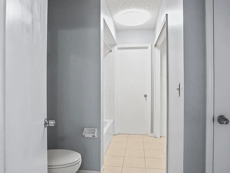 537 Sun Ridge Pl #201 — Photo 15