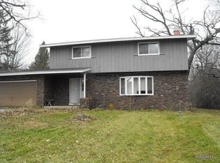 1902 Esch Rd, Twin Lakes, WI 53181