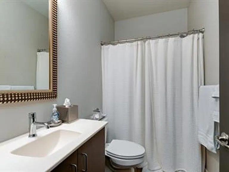 4905 Lake Course Cir #F — Photo 6