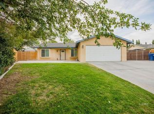 437 Emily St, Ridgecrest, CA 93555
