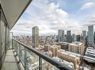 89 McGill St #3209, Toronto, ON M5B 0B1