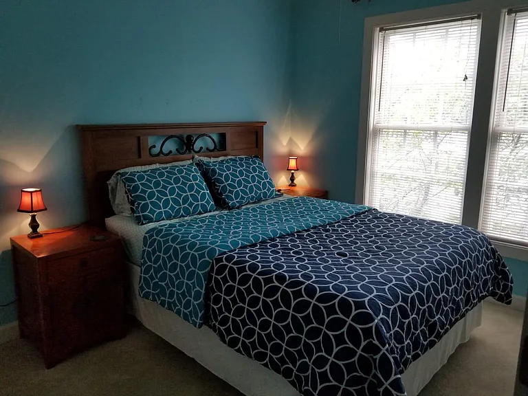 2nd bedroom