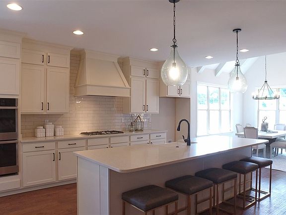 4th image of 10001 Adagio Cv Lot 14