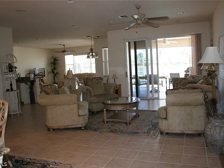 20728 Tisbury Ln — Photo 10