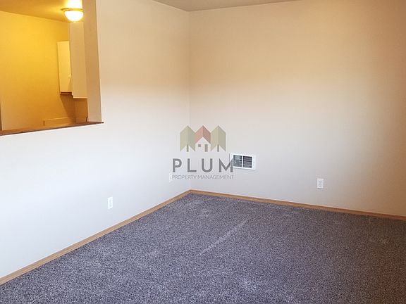 5th image of 1520 Cooley St APT 12