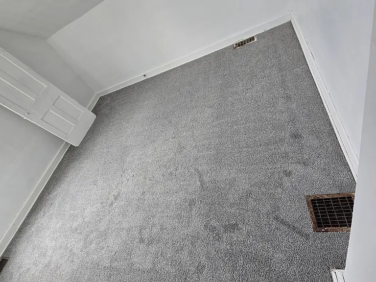2520 S Meeker Ave — Photo 4