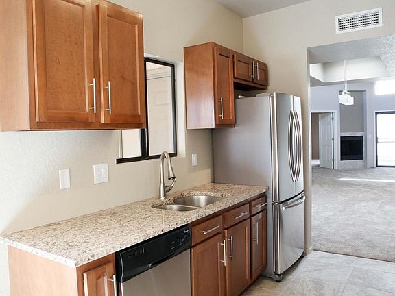 2nd image of 4946 N Valle