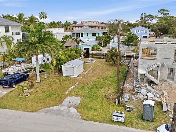 4th image of 27578 Tarpon WAY