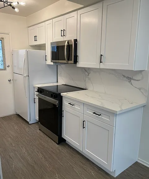 1852 Kelton Ave #1 — Photo 7
