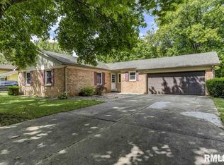 4105 Hazelcrest Rd, Springfield, IL 62703