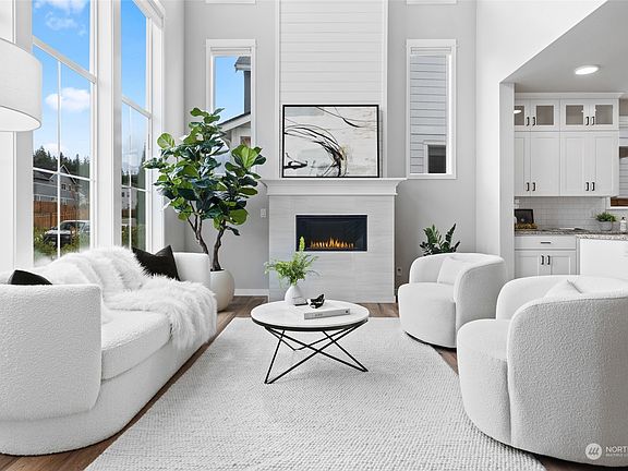 4th image of 12816 187th Avenue E
