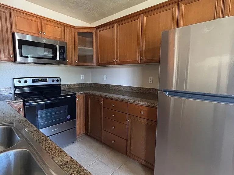 792 Avocado Ave #70 — Photo 2