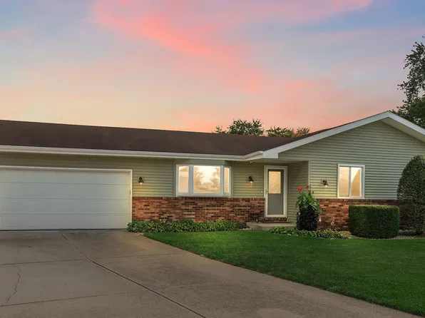 1423 W 93rd Pl, Crown Point, IN 46307