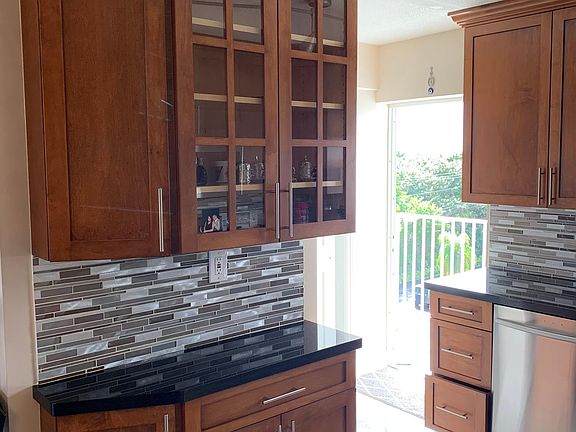 4th image of 1536 SE 15th Ct APT 504