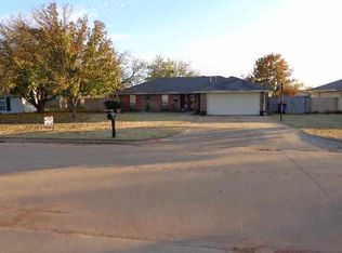 12 S 28th St, Duncan, OK 73533