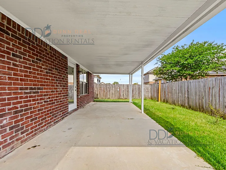 17054 Palm Ridge Dr — Photo 22