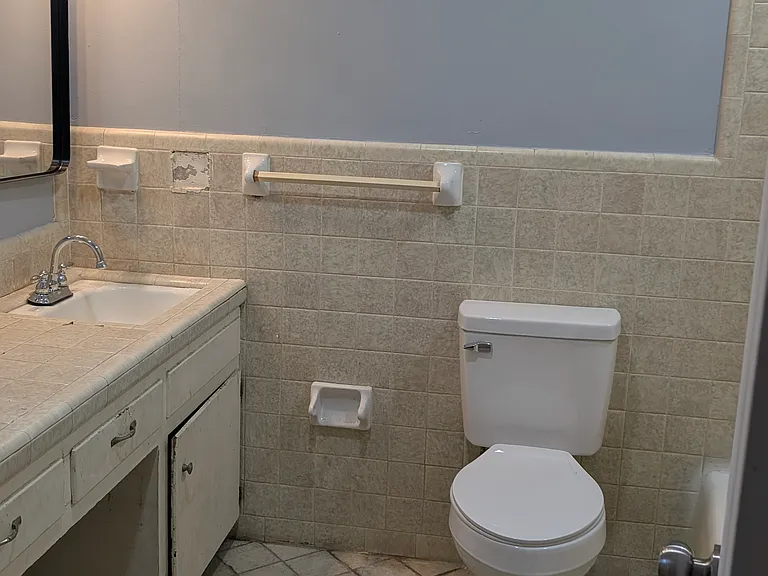 4910 Wales Dr — Photo 20