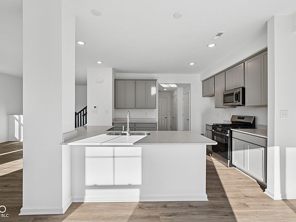 3rd image of 12627 Morning Ridge Way