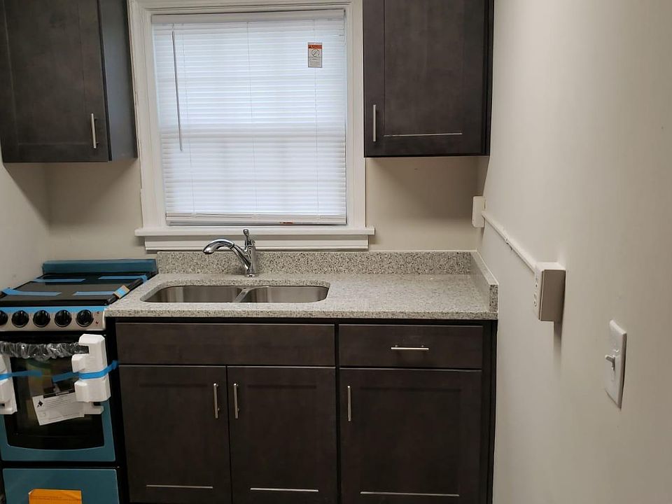 1st image of 506 E Brookland Park Blvd #B