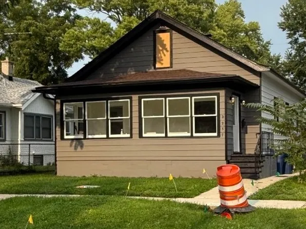 2237 Kristan Ave, North Chicago, IL 60064
