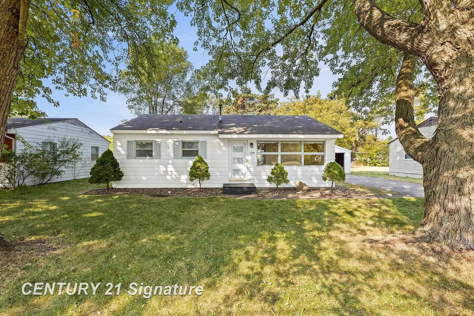 1800 Prospect St photo 1