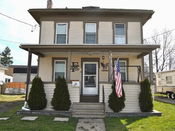 208 S Lackawanna St, Wayland, NY 14572