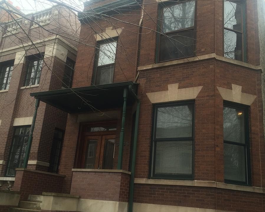 3745 N Greenview