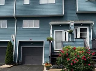 66 Village Grn, Bardonia, NY