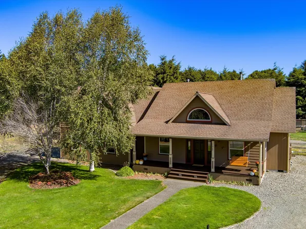 1625 Prairie Hawke Ct, McKinleyville, CA 95519