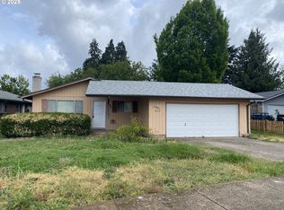 620 V St, Springfield, OR 97477